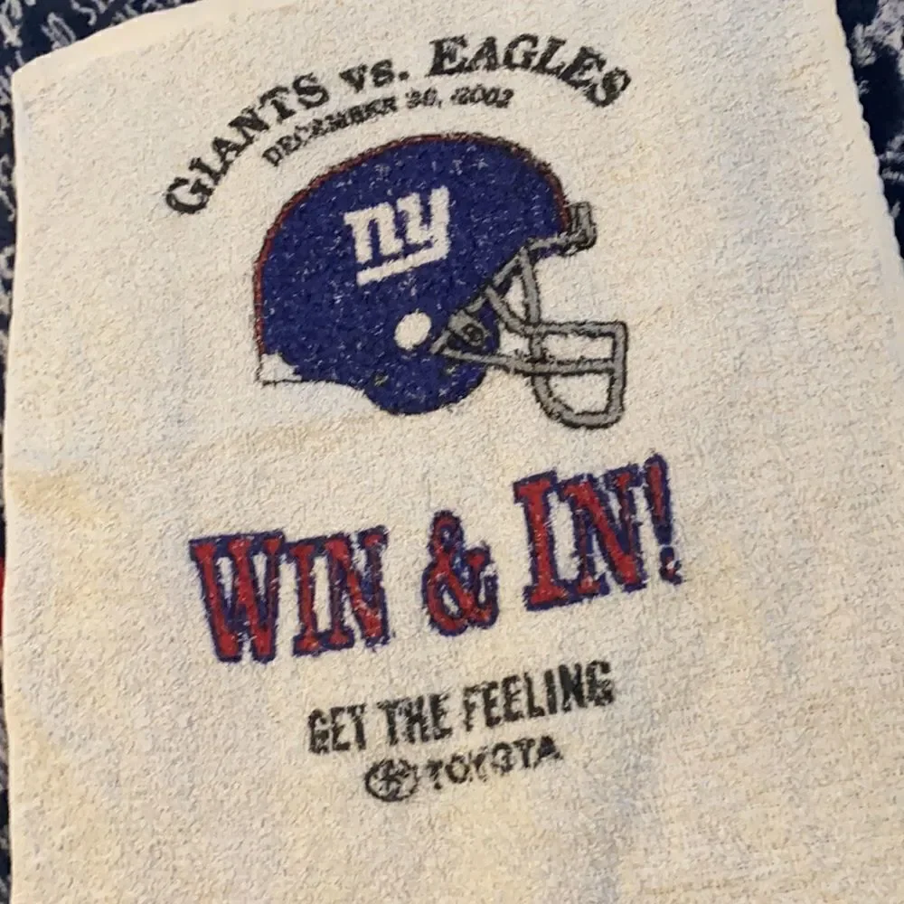 Giants vs Eagles 2002 Stadium Towel ⭐️